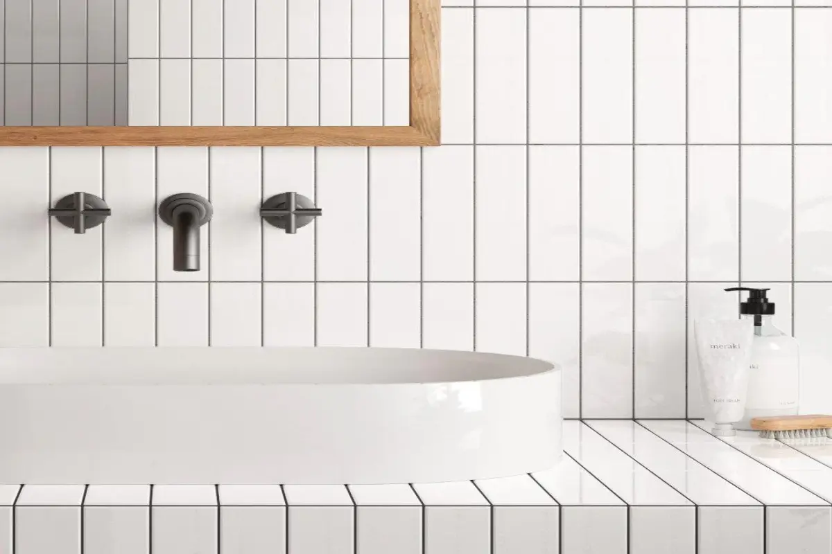303309785_Classic Glossy Subway Tiles 4.webp
